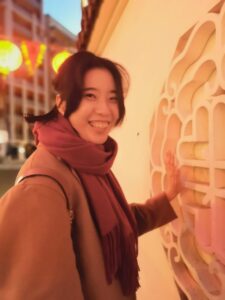 卒業生インタビュー　～外国語学科（現　多文化コミュニケーション学科）2023年度卒業　有川加純さん～