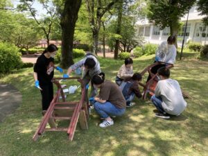 Students Breathe New Life into an Old Pair of Rocking Chairs